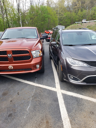 Car Dealer «Outten Chrysler Dodge Jeep RAM», reviews and photos, 16614 Pottsville Pike, Hamburg, PA 19526, USA