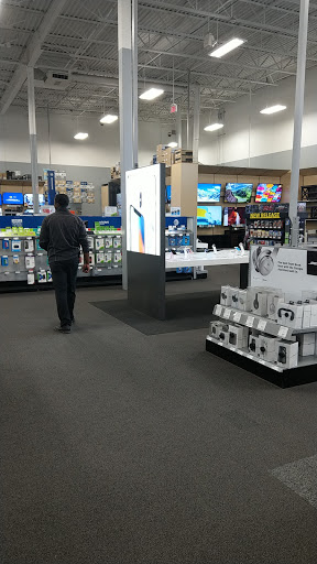 Electronics Store «Best Buy», reviews and photos, 7949 Towne Center Pkwy, Papillion, NE 68046, USA