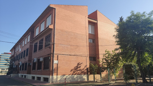 IES Ramón y Cajal C. Colegio de Procuradores de Murcia, 10, 30011 Murcia, España