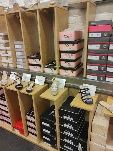 Shoe Store «DSW Designer Shoe Warehouse», reviews and photos, 131 US-41, Schererville, IN 46375, USA