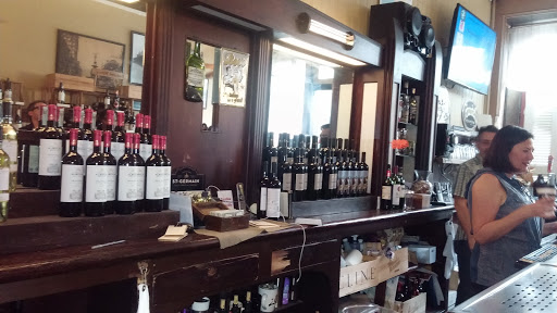 Wine Store «Market Wines», reviews and photos, 128 W Elder St, Cincinnati, OH 45202, USA