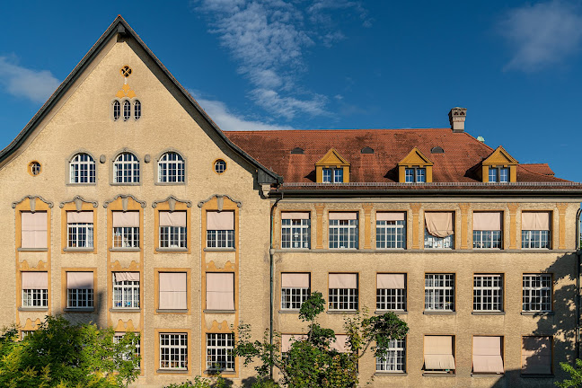 Schulhaus Altstetterstrasse - Schule