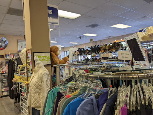 Thrift Store «ECA Thrift Shop», reviews and photos, 12451 116th Ave NE, Kirkland, WA 98034, USA