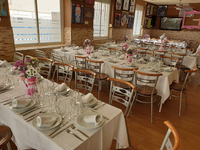 Restaurante La Esencia Andaluza Córdoba - C. Juan Latino, 24, 14012 Córdoba, Spain