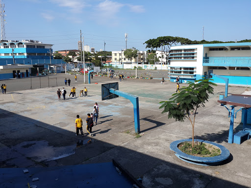 Unidad Educativa Aguirre Abad