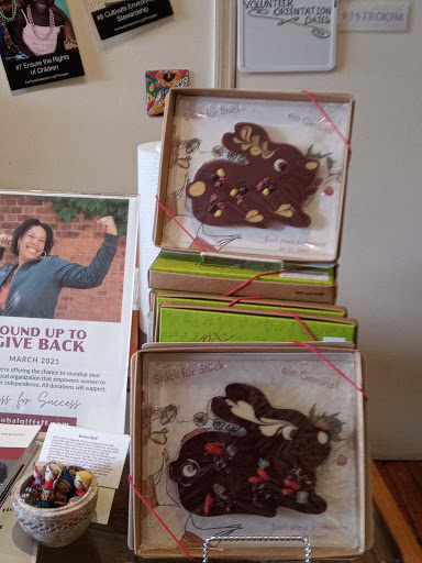 Gift Shop «Global Gifts», reviews and photos, 682 N High St, Columbus, OH 43215, USA