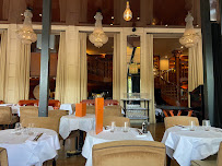 Atmosphère du Restaurant français Le Berkeley à Paris - n°5