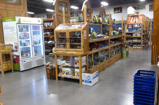 Pet Supply Store «CountryMax - Spencerport», reviews and photos, 4658 W Ridge Rd, Spencerport, NY 14559, USA