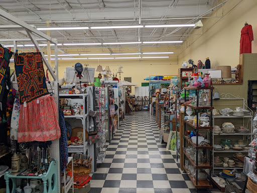 Antique Store «Craftiques Mall - NW Military», reviews and photos, 2375 NW Military Hwy, San Antonio, TX 78231, USA