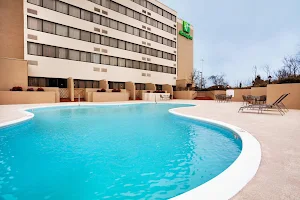Holiday Inn Johnson City, an IHG Hotel image
