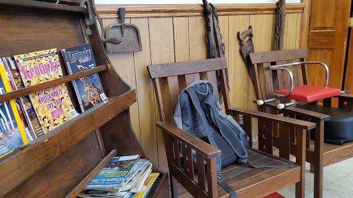 Barber Shop «Village Barber Shop», reviews and photos, 410 S Indiana St, Mooresville, IN 46158, USA