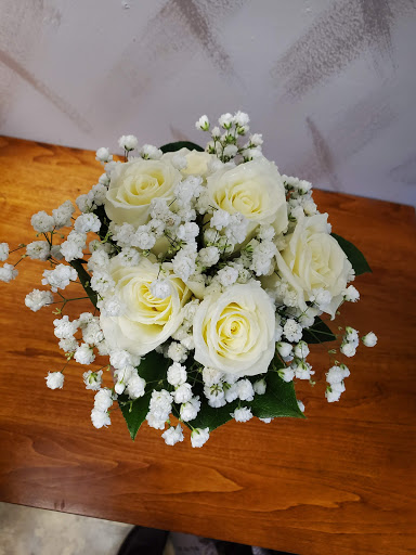Florist «Up-Towne Flowers & Gift Shoppe», reviews and photos, 2145 W Dublin Granville Rd, Worthington, OH 43085, USA