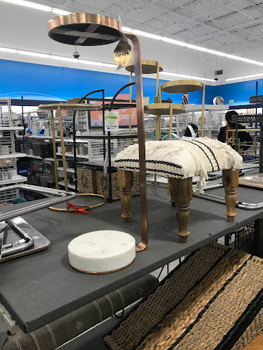 Clothing Store «Ross Dress for Less», reviews and photos, 18520 33rd Ave W, Lynnwood, WA 98037, USA