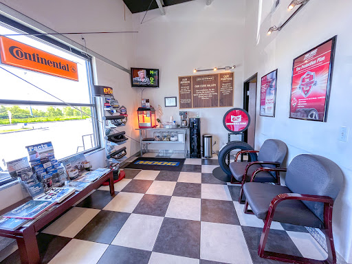 Auto Repair Shop «South Pacific Tire Pros», reviews and photos, 5040 Pacific Blvd SW, Albany, OR 97321, USA