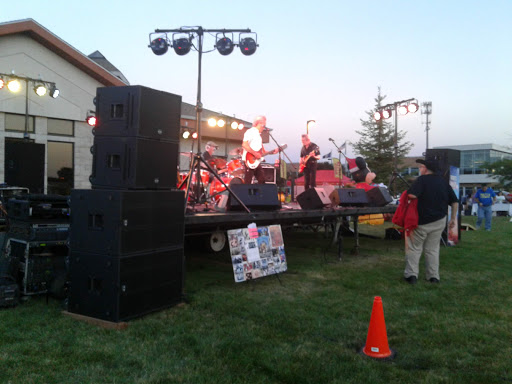 Community Center «Oak Creek Community Center», reviews and photos, 8580 S Howell Ave, Oak Creek, WI 53154, USA