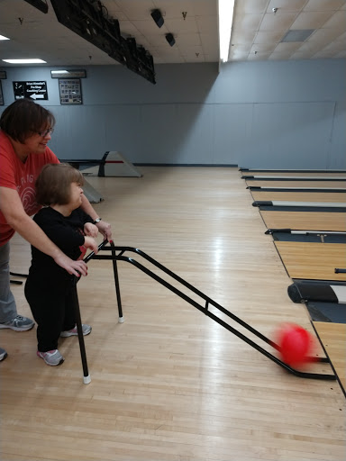 Bowling Alley «Cherry Grove Lanes», reviews and photos, 4005 Hopper Hill Rd, Cincinnati, OH 45255, USA