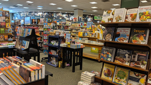 Book Store «Barnes & Noble», reviews and photos, 12170 Jefferson Ave, Newport News, VA 23602, USA