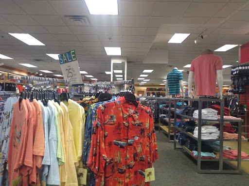 Outlet Store «VF Outlet», reviews and photos, 1500 Lighthouse Pl, Michigan City, IN 46360, USA