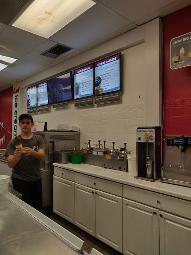 Ice Cream Shop «Carvel», reviews and photos, 4332 Amboy Rd, Staten Island, NY 10312, USA