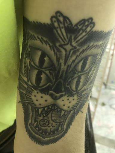 Tattoo Shop «Regeneration Tattoo», reviews and photos, 155 Harvard Ave, Allston, MA 02134, USA