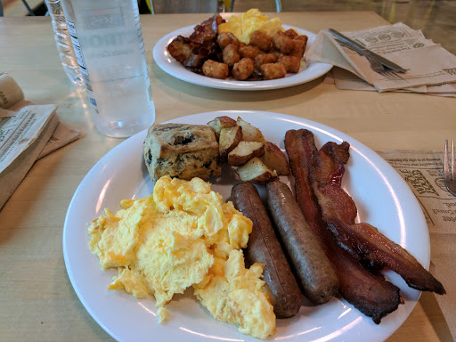 Grocery Store «Whole Foods Market», reviews and photos, 102 New Waverly Pl, Cary, NC 27518, USA