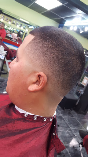 Barber Shop «Tumbado Barber Shop & Hair Salon», reviews and photos, 2311 Little York Rd, Houston, TX 77093, USA