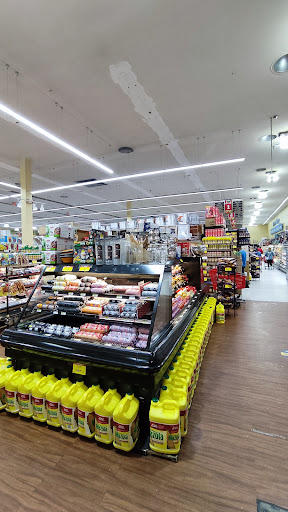 Supermarket «Food Fair La Gran Marqueta», reviews and photos, 946 Market St, Paterson, NJ 07513, USA