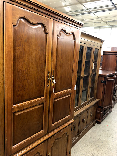 Thrift Store «Kiwanis Thrift Sale», reviews and photos, 200 S 1st St, Ann Arbor, MI 48104, USA