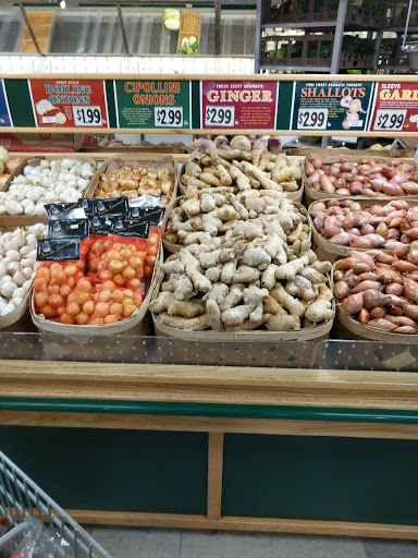 Grocery Store «Adams Fairacre Farms», reviews and photos, 160 Old Post Rd, Wappingers Falls, NY 12590, USA