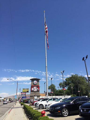 Car Dealer «Low Book Sales Used Cars of Salt Lake City», reviews and photos, 3371 State St, Salt Lake City, UT 84115, USA