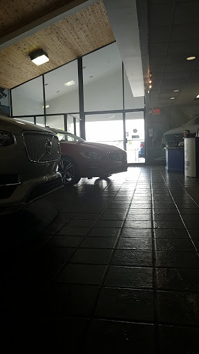 Volvo Dealer «Volvo Cars North Miami», reviews and photos, 19275 NW 2nd Ave, Miami, FL 33169, USA