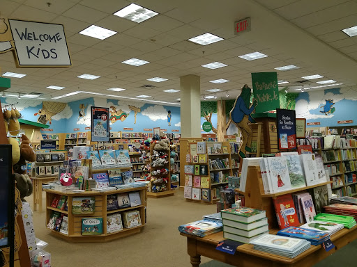 Book Store «Barnes & Noble», reviews and photos, 5231 E 41st St, Tulsa, OK 74135, USA