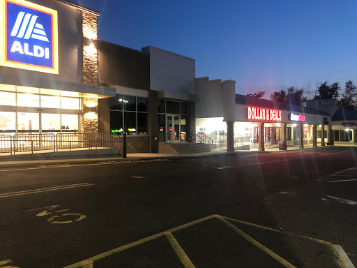 Supermarket «ALDI», reviews and photos, 3057 NJ-35, Hazlet, NJ 07730, USA