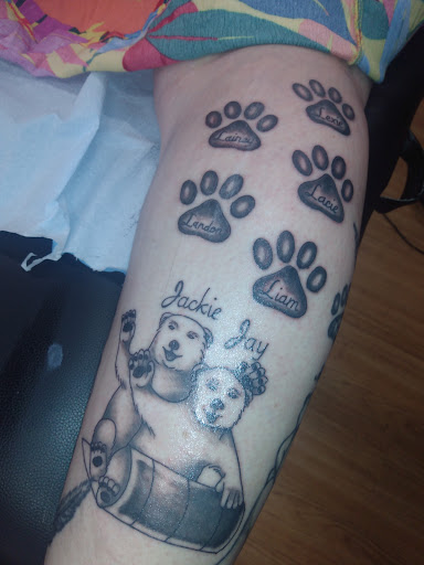 Tattoo Shop «Depot Town Tattoo», reviews and photos, 33 W Cross St, Ypsilanti, MI 48197, USA