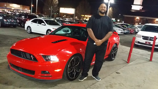 Used Car Dealer «Royal Automotive», reviews and photos, 3232 S Broadway, Englewood, CO 80113, USA