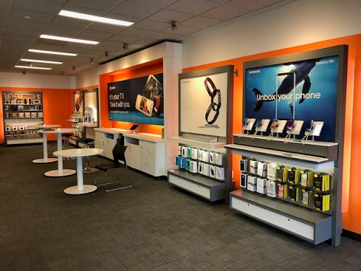 Cell Phone Store «AT&T Authorized Retailer», reviews and photos, 23639 Calabasas Rd, Calabasas, CA 91302, USA