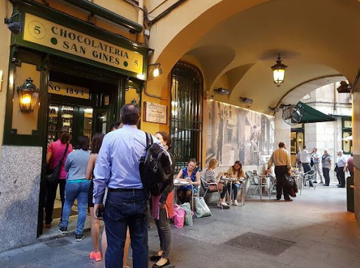 Chocolatería San Ginés