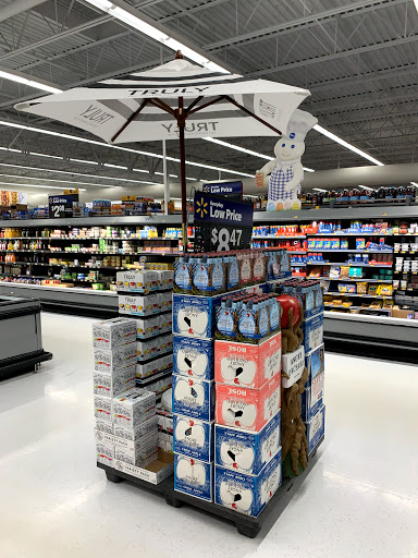 Department Store «Walmart Supercenter», reviews and photos, 2801 Commerce Dr, Coralville, IA 52241, USA