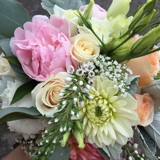 Florist «Eau Claire Floral», reviews and photos, 1824 Brackett Ave, Eau Claire, WI 54701, USA
