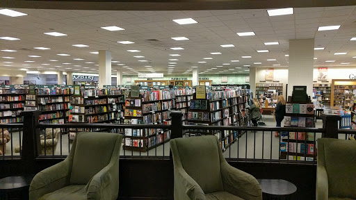 Book Store «Barnes & Noble», reviews and photos, 3701 McKinley Pkwy, Buffalo, NY 14219, USA