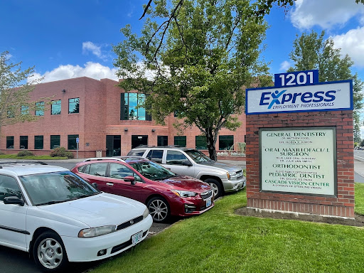 Employment Agency «Express Employment Professionals - Gresham, OR», reviews and photos, 120 NW Burnside Rd, Gresham, OR 97030, USA