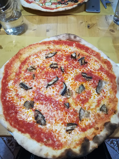 Pizzeria Vecchio Cinema in San Miniato, Provincia di Pisa