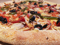 Pizza du Pizzeria Domino's Cholet - n°4