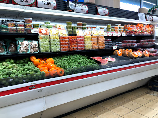 Grocery Store «Devon Market», reviews and photos, 1440 W Devon Ave, Chicago, IL 60660, USA