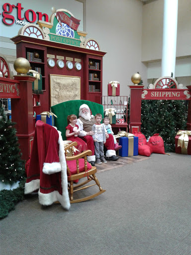 Shopping Mall «Northtown Mall», reviews and photos, 398 Northtown Dr NE, Blaine, MN 55434, USA