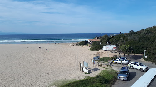 Lookout beach photo #2