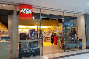 The LEGO® Store Paris So Ouest image