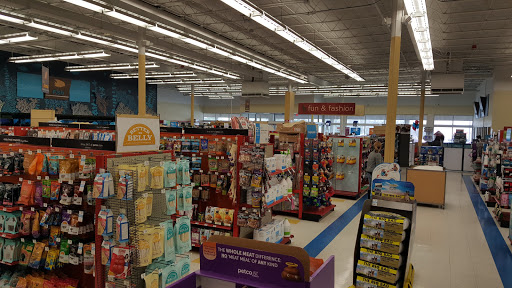 Pet Supply Store «Petco Animal Supplies», reviews and photos, 3150 Erie Blvd E #500, Syracuse, NY 13214, USA