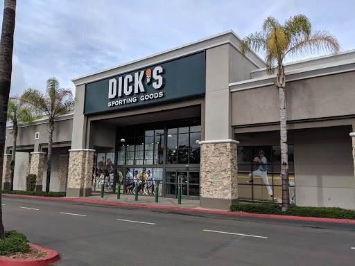 DICK'S Sporting Goods