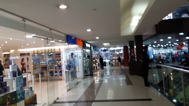 Comentarios y opiniones de Monay Shopping Center